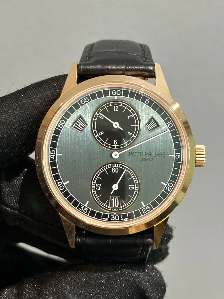 Patek Philippe Annual Calendar 5235/50R-001